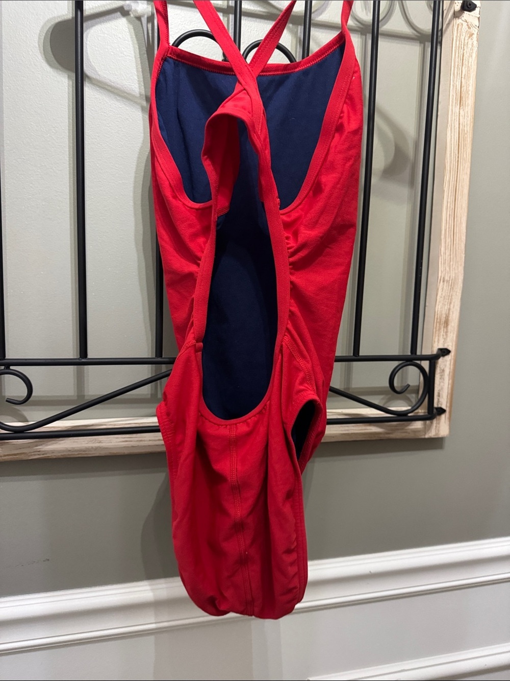 Speedo Red GUARD One-Piece Lifeguard Swimsuit endurance 36 swim summer - Picture 4 of 7